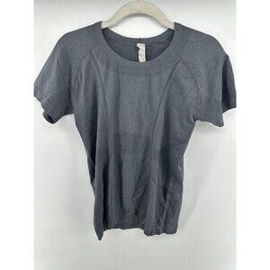 Lululemon Swiftly Tech Short Sleeve Breeze T Shirt Size 8  Gray